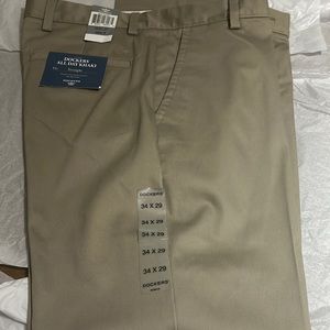 Men’s new khaki dress pants